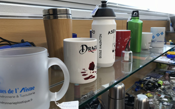 showroom jlb trading mug, cup et bouteilles isothermes publicitaires